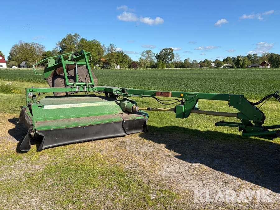 Slåtterkross John Deere 1365 med matta