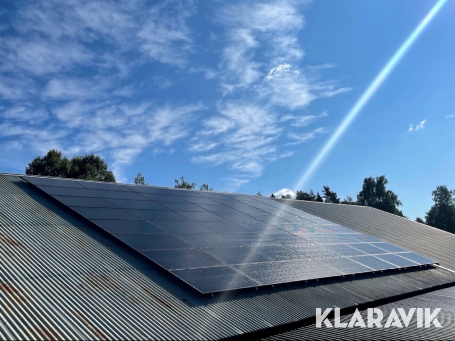 Solcellspaket med 30kW Afore växelriktare, Suntech 405W Helsvarta paneler samt montagetillbehör