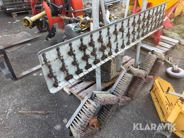 Borste till konstgräs Charles Lawrence TC 1800C