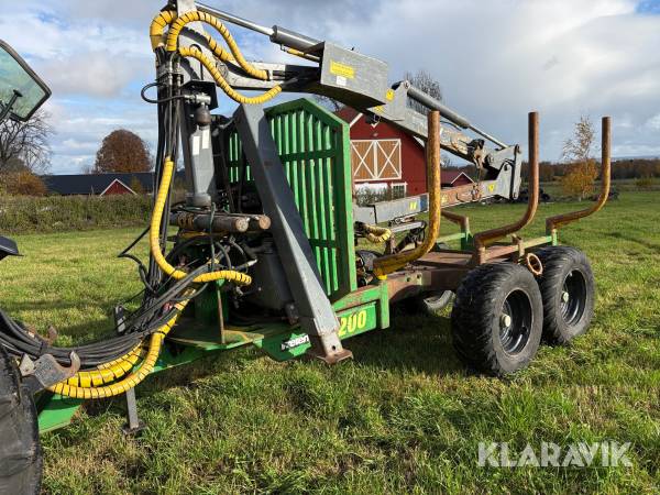 Skogsvagn Vreten SKV 1200 med Vreten 65-40 kran