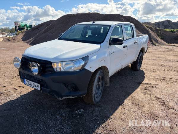 Pickup Toyota Hilux VIII 2.4 D 4WD