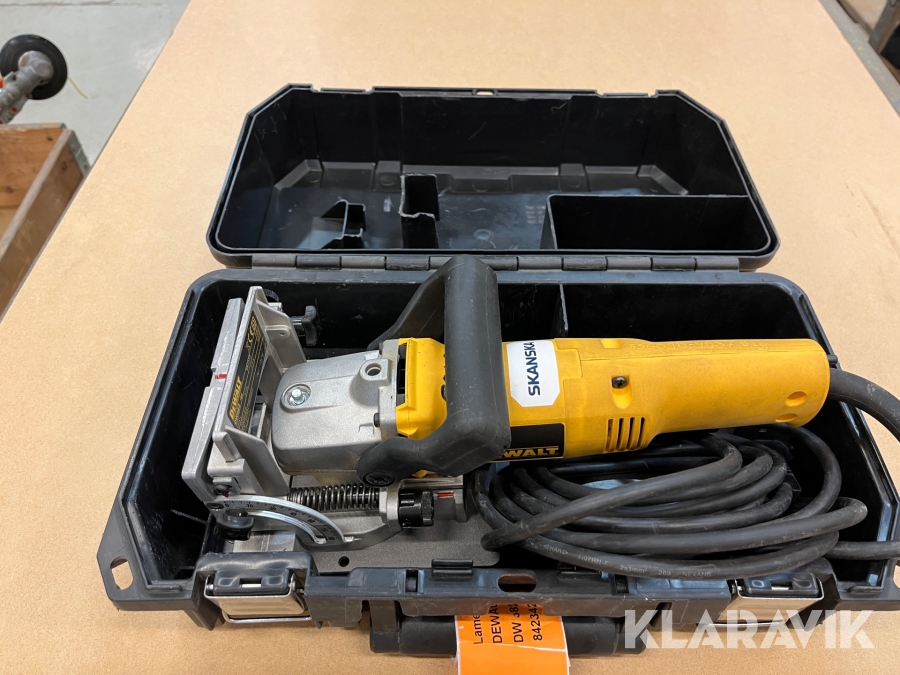 Kexfräs Dewalt DW682 qs