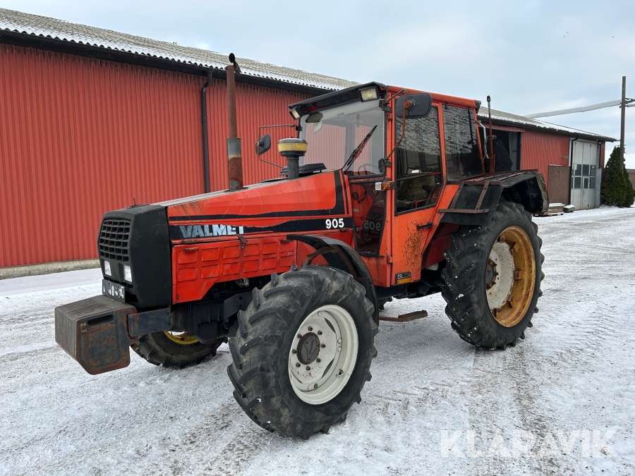 Traktor Valmet 905