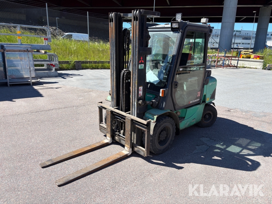 Truck Mitsubishi FD30K