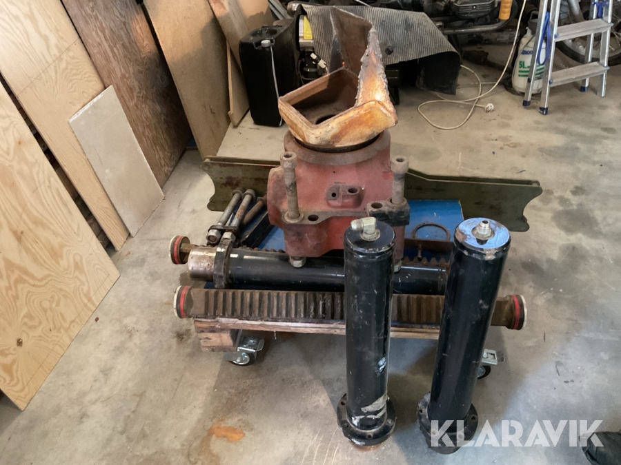 Kranfot och krandelar Hiab