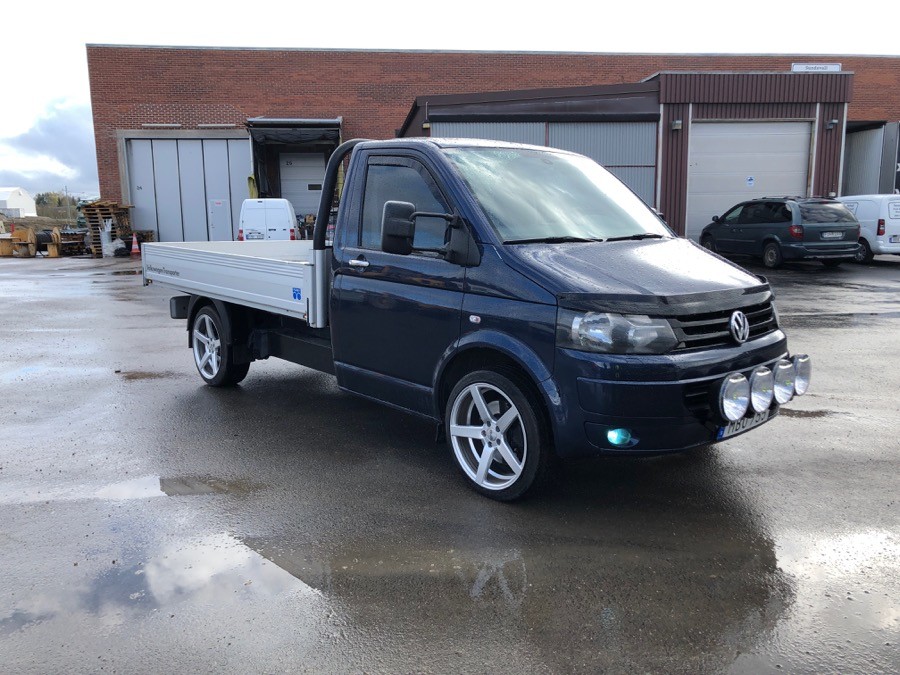 Volkswagen Transporter T5 2.0 BiTDI Pickup (180hk)
