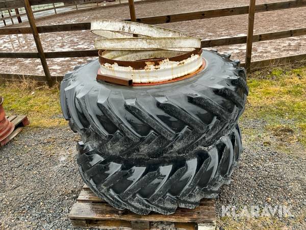 Dubbelmontage Goodyear 18.4-34 2st