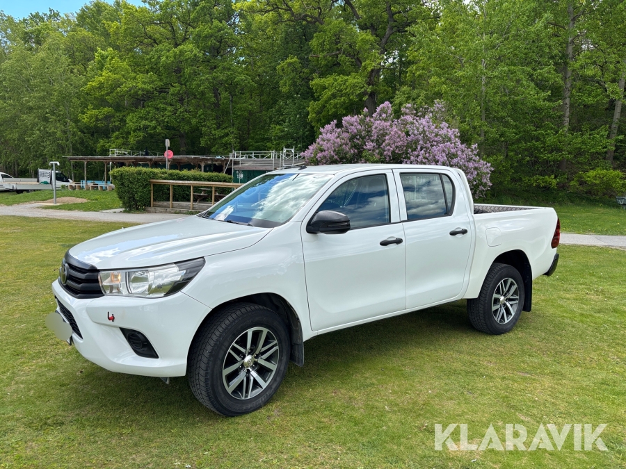 Pickup Toyota Hilux VIII 2.4 D 4WD, 150hk
