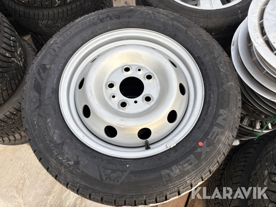 Däck med fälg Nexen Winguard WT1 5/130 215/65R16C 4 st