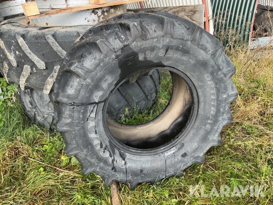 Traktordäck Good Year 540/65R24 1st