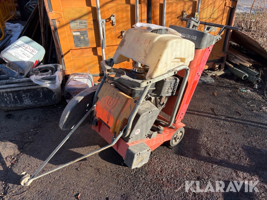 Asfaltskap Husqvarna FS413