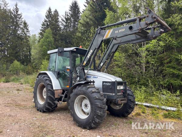 Traktor Lamborghini Premium 1060 med frontlastare