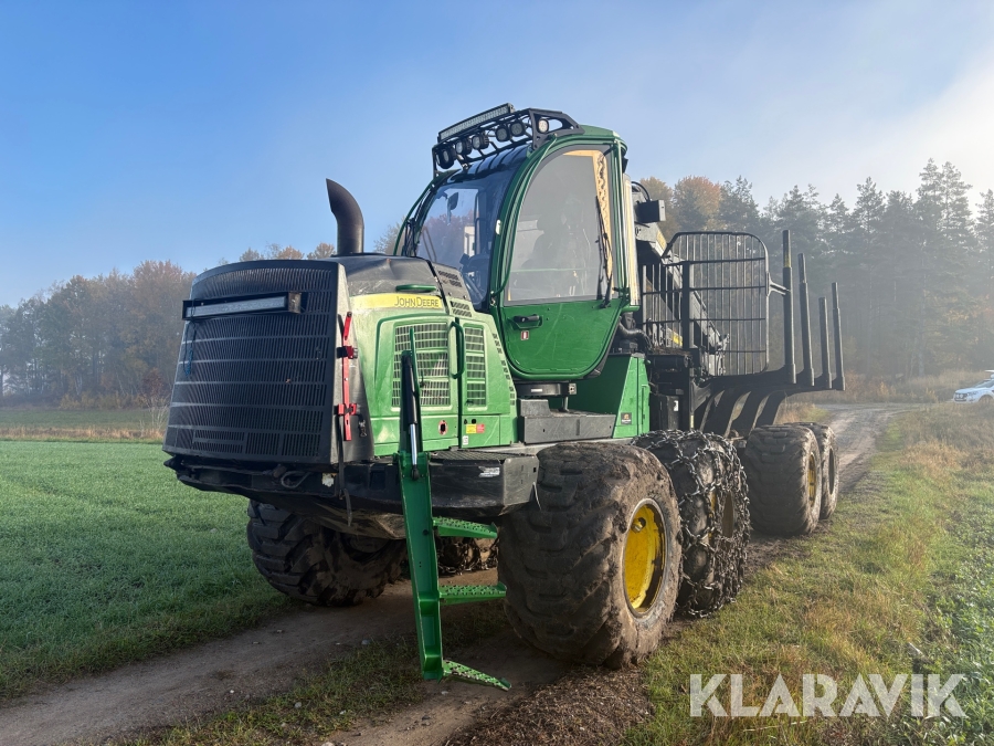 Skotare John Deere 1110E