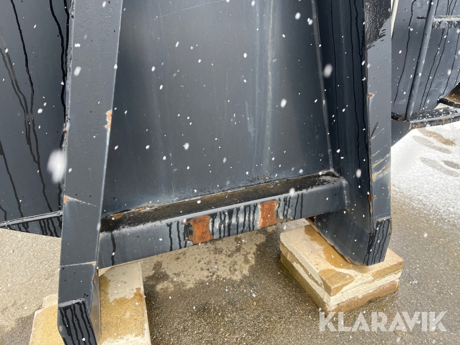 14 Kubik Asfaltsflak CMT