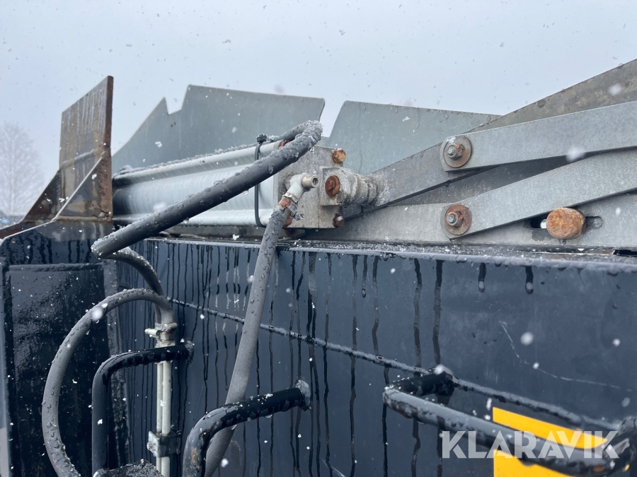 14 Kubik Asfaltsflak CMT