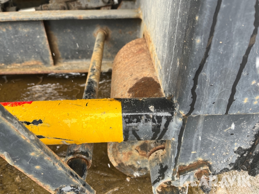 14 Kubik Asfaltsflak CMT