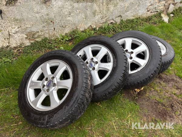 Sommardäck Pirelli 215/65R16