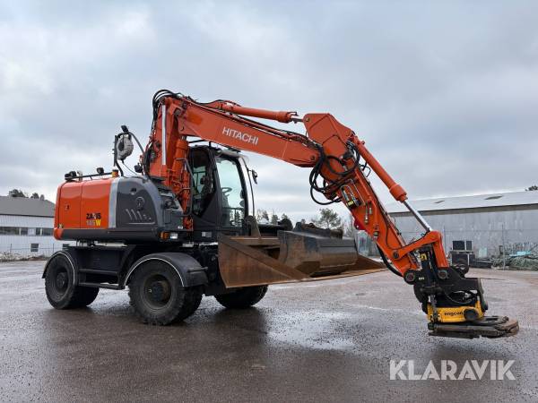 Grävmaskin Hitachi ZX145W-3 med flera redskap