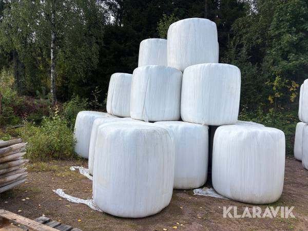 Hösilage 27 st balar