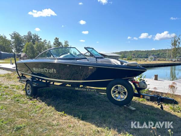 Vattenskidsbåt Mastercraft Prostar 214