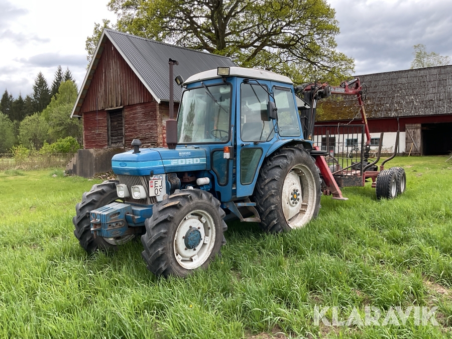 Traktor Ford 4610 4wd med skogsvagn