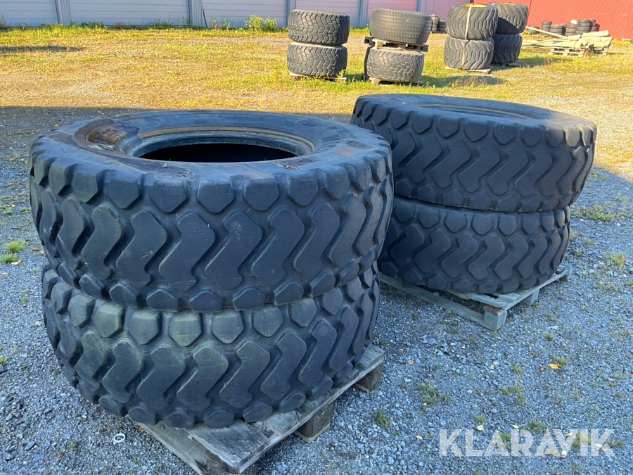 Entreprenaddäck Michelin XHA 4 st