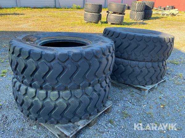Entreprenaddäck Michelin XHA 4 st