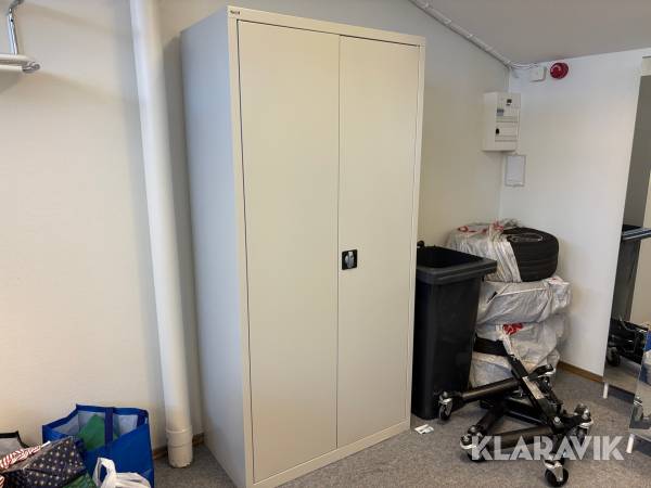 Förvaringsskåp SteelCase med nyckel