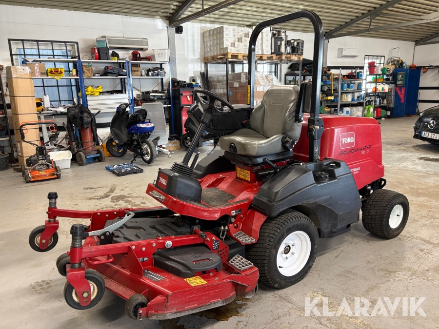 Gräsklippare Toro Groundsmaster 3200 Crosstrax AWD