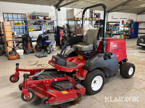 Gräsklippare Toro Groundsmaster 3200 Crosstrax AWD