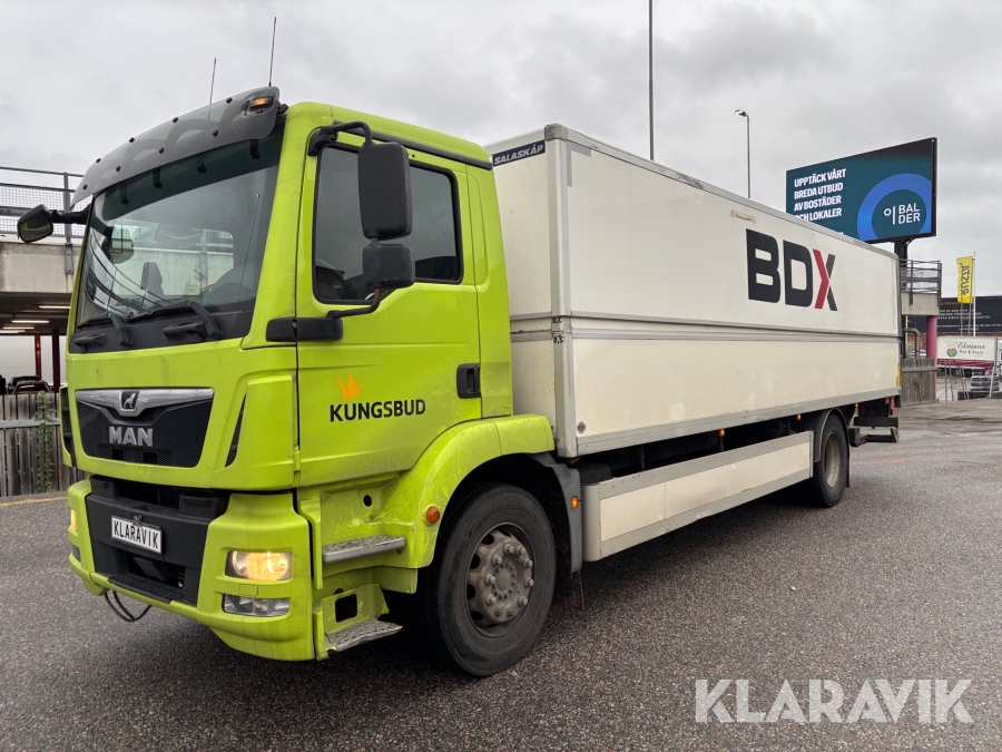 Lastbil MAN TGM 18.290 4X2 höj & sänkbart skåp