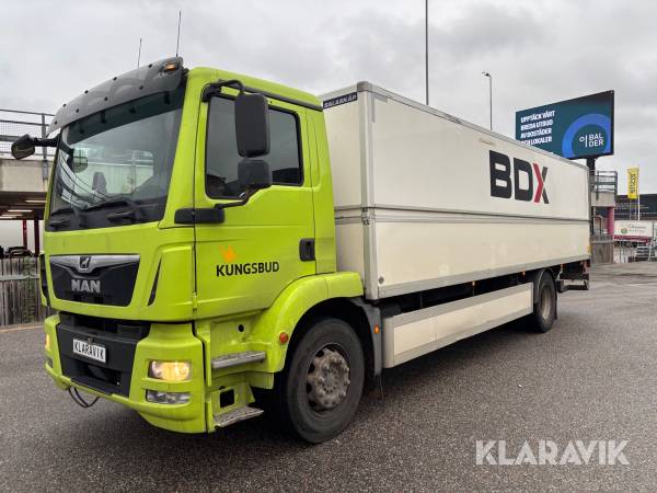 Lastbil MAN TGM 18.290 4X2 höj & sänkbart skåp