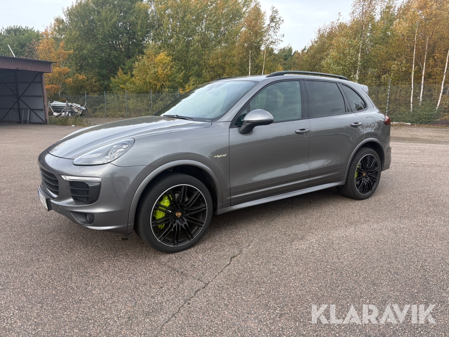 Porsche Cayenne S E-Hybrid