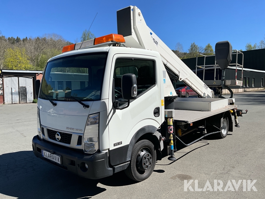 Billift Nissan NT 400 med GSR-lift