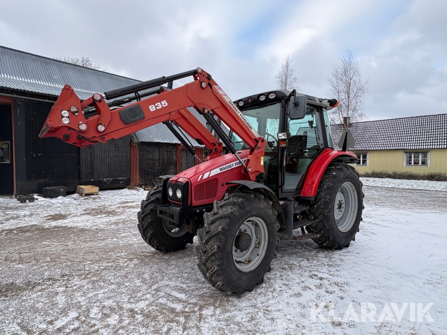 Traktor Massey Ferguson 5435 med frontlastare