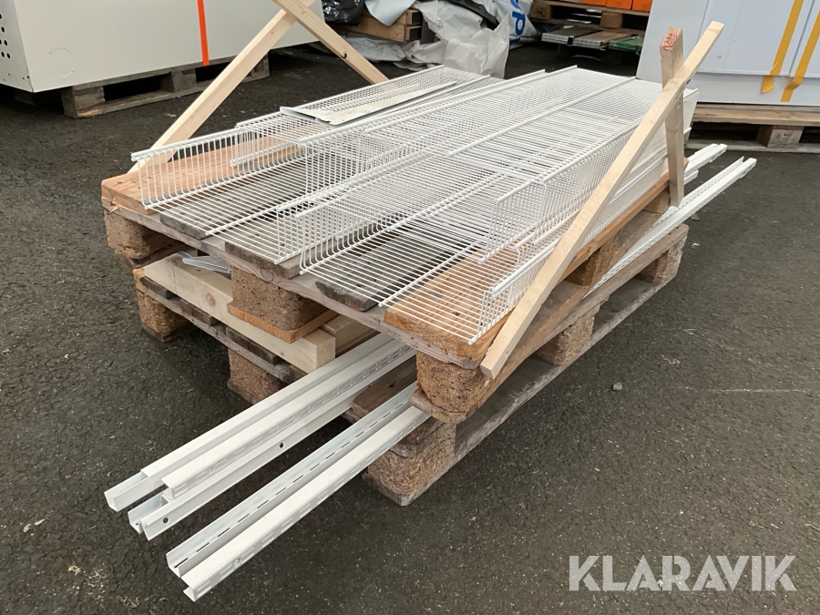 Trådhyllor, konsoller och skenor ELFA