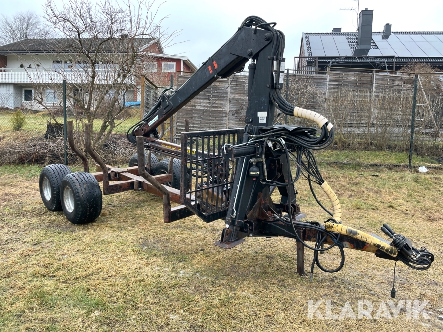 Huggarvagn Patruuna 7000 med 2-spaks hydraulservo