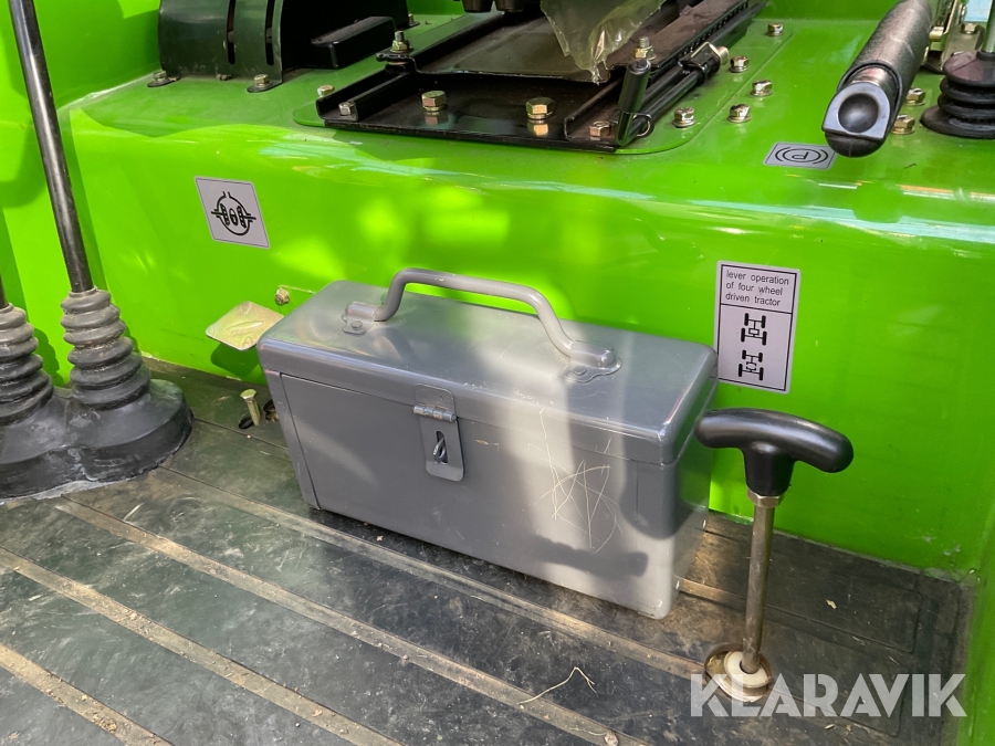 Europard 404 Traktor Foton Lovol Europard 504, Hammarö, Klaravik auktione