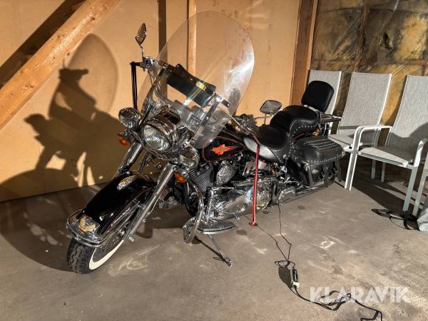 Motorcykel Harley Davidsson Heritage Softail