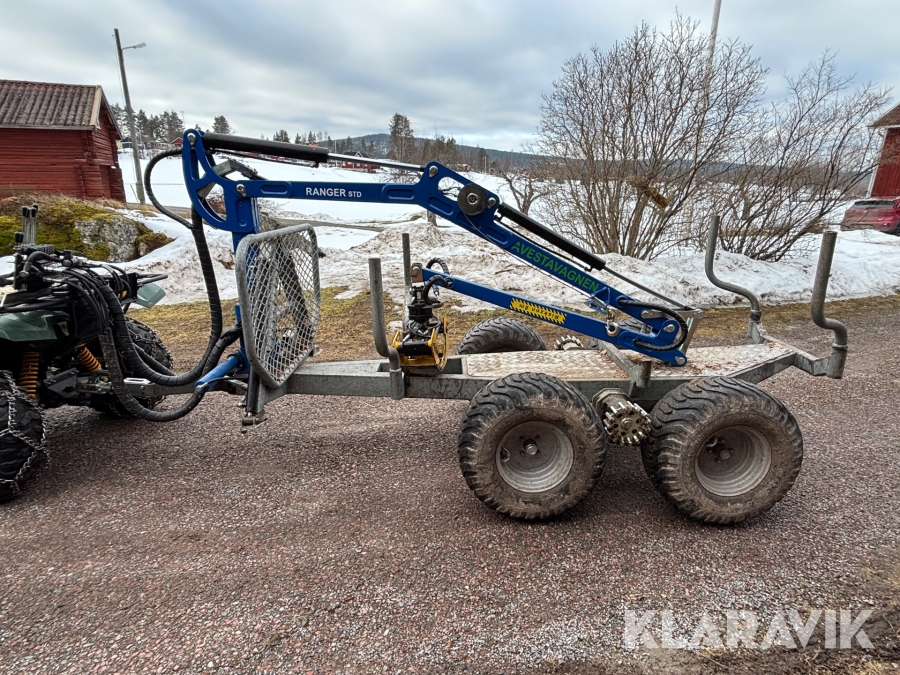 Skogsvagn Avestavagnen Ranger STD hydraulaggregat