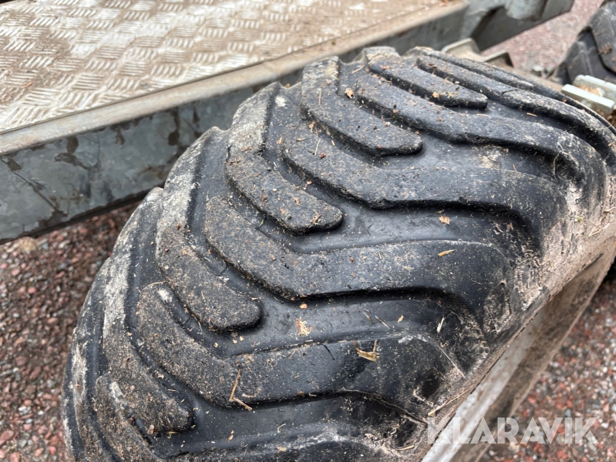 Skogsvagn Avestavagnen Ranger STD hydraulaggregat