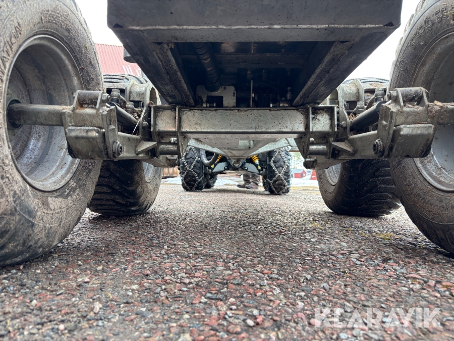 Skogsvagn Avestavagnen Ranger STD hydraulaggregat