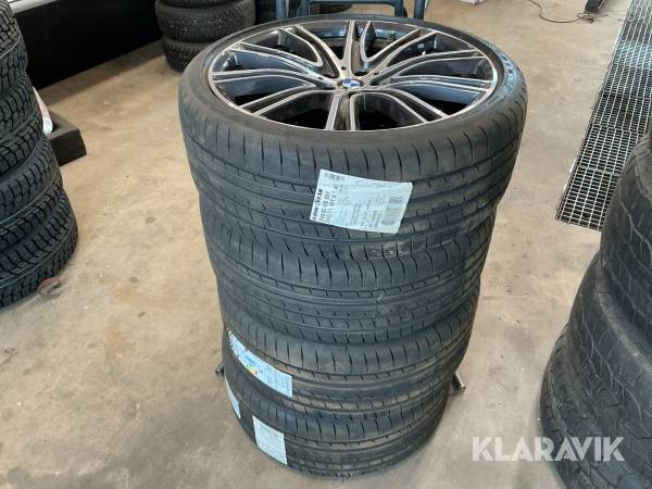 BMW fälgar med sommardäck BMW / Good Year 245/35R20 4st