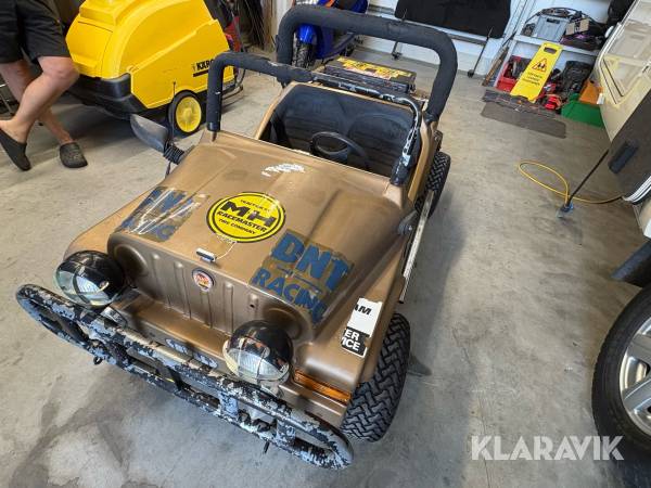 Mini Jeep med åkgräsklipparmotor