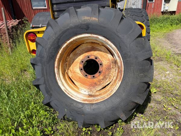 Framhjul till skördetröska Danubiana 18.4-30 1 st