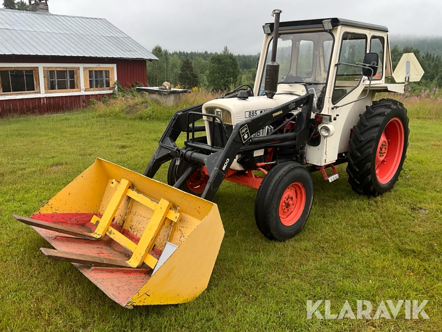 Jordbrukstraktor med frontlastare David Brown 885