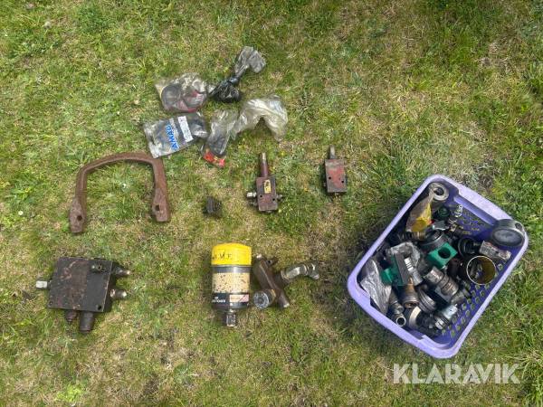 Diverse kopplingar och ventiler
