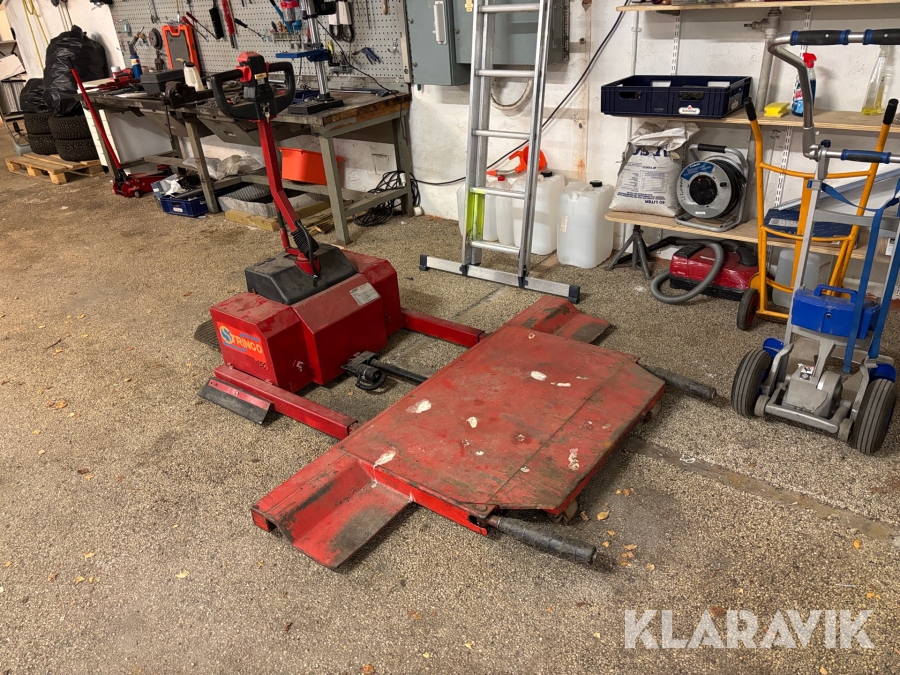 Biltruck / Billyft Famek Stringo 450