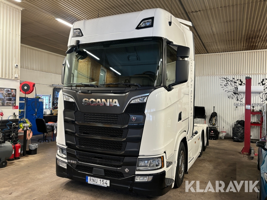 Dragbil Scania S580