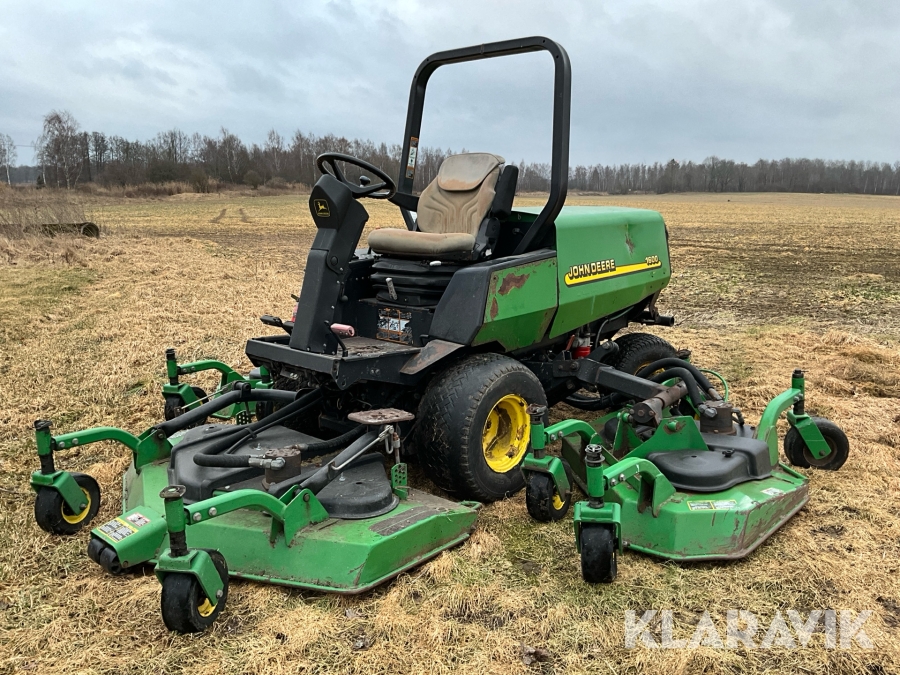 Åkgräsklippare John Deere 1600